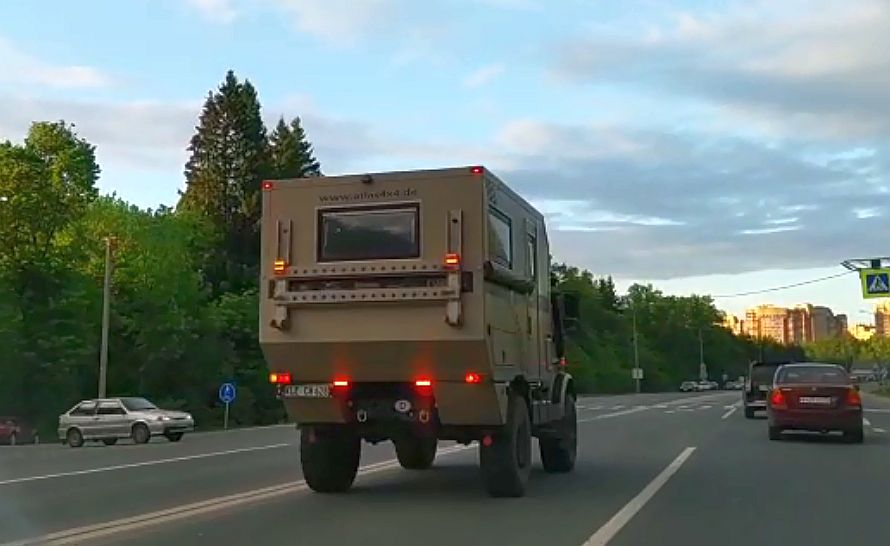 В Чебоксарах замечен немецкий грузовик, состоящий на вооружении НАТО