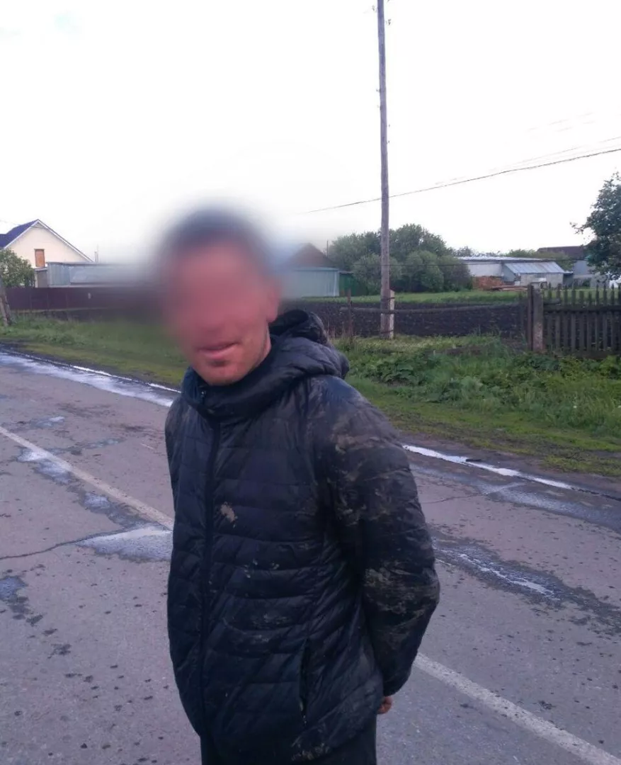 Фото к статье: В Батыревском районе в седьмой раз задержали пьяного мотоциклиста
