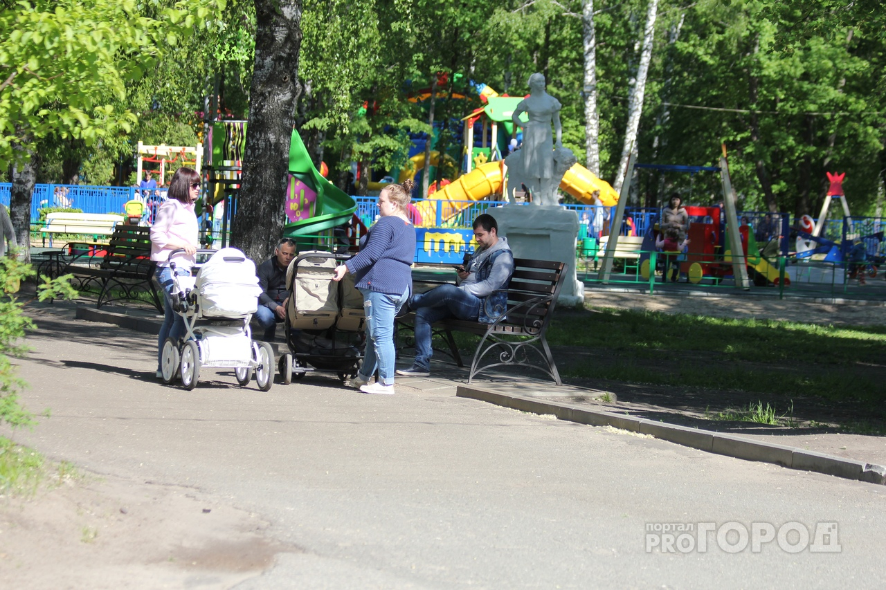 Согласно статистике, у семей с двумя детьми в Чувашии остается 18 тысяч рублей после минимальных трат