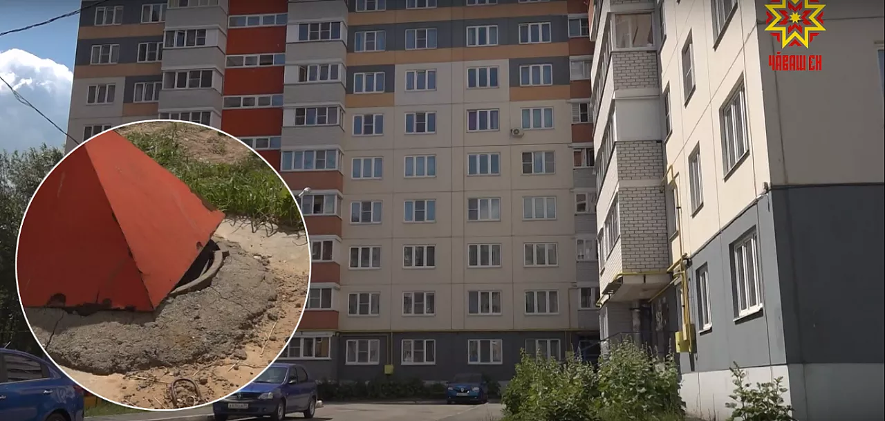 Фото к статье: В Альгешево годовалый ребенок провалился в канализационный люк