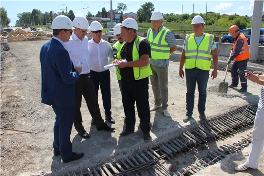 Алексей Ладыков наведался на строительные работы Сугутского моста