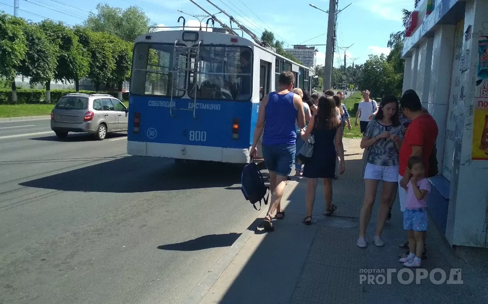 Фото к статье: Два дня в Чебоксарах общественный транспорт будет работать дольше