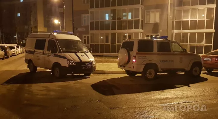 Фото к статье: Суд назначил наказание новочебоксарке, чьи дети погибли запертыми в горящей квартире