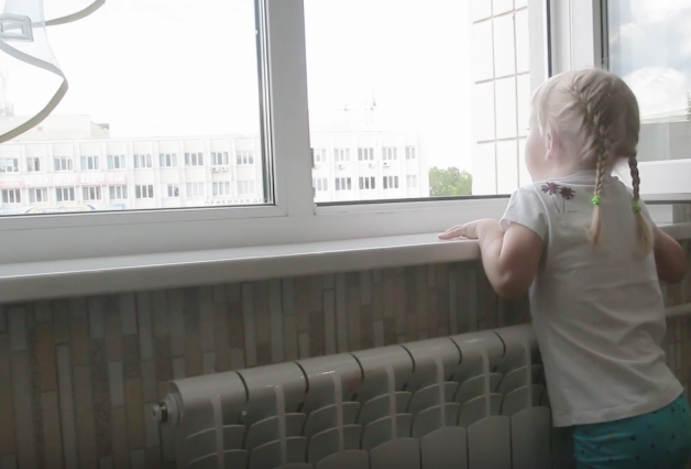 О чем говорит статистика: насколько безопасны окна в квартирах для ваших детей?