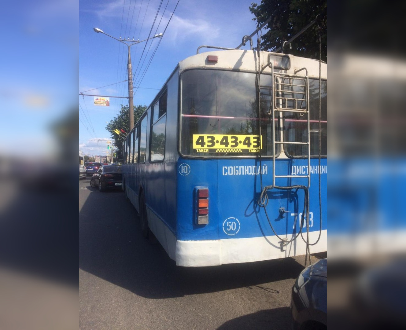 В Чебоксарах двое пассажиров троллейбуса получили травмы из-за ДТП
