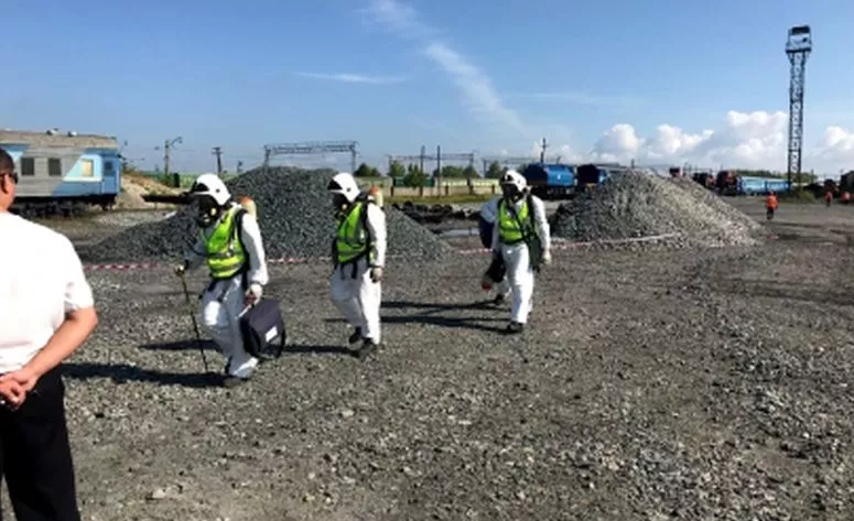 Фото к статье: В Канаше силовики провели спасательную операцию «при разливе опасного вещества»
