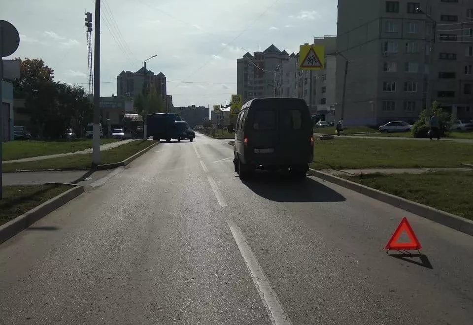 Фото к статье: В Чебоксарах вне зебры сбили школьницу