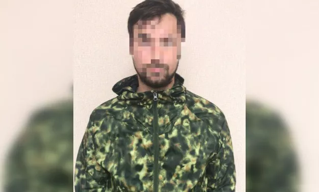 Фото к статье: Чебоксарец подключился к карте девушки и ездил на такси за ее счет