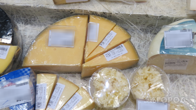 В Канаш попал фальсифицированный «Голландский» сыр