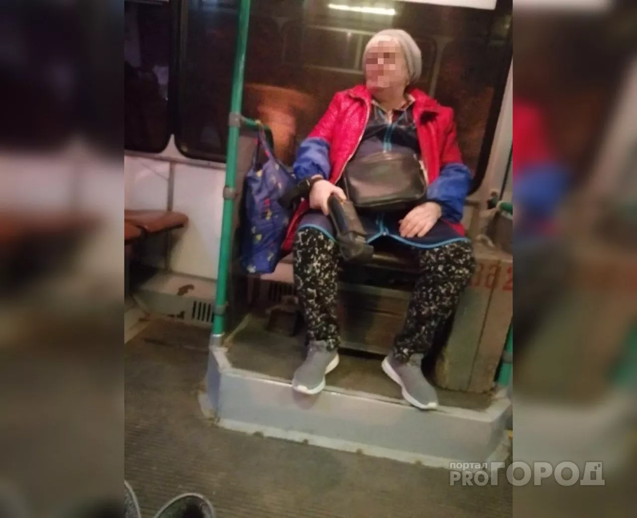 Фото к статье: Чебоксарка: "Кондуктор прогнала ребенка с места, никто не заступился"