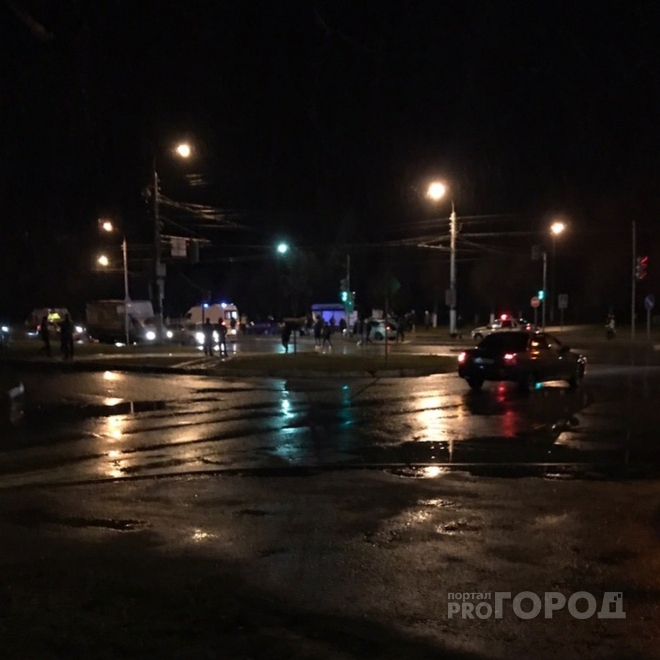В Новочебоксарске насмерть сбили женщину около центрального входа в Ельниковскую рощу