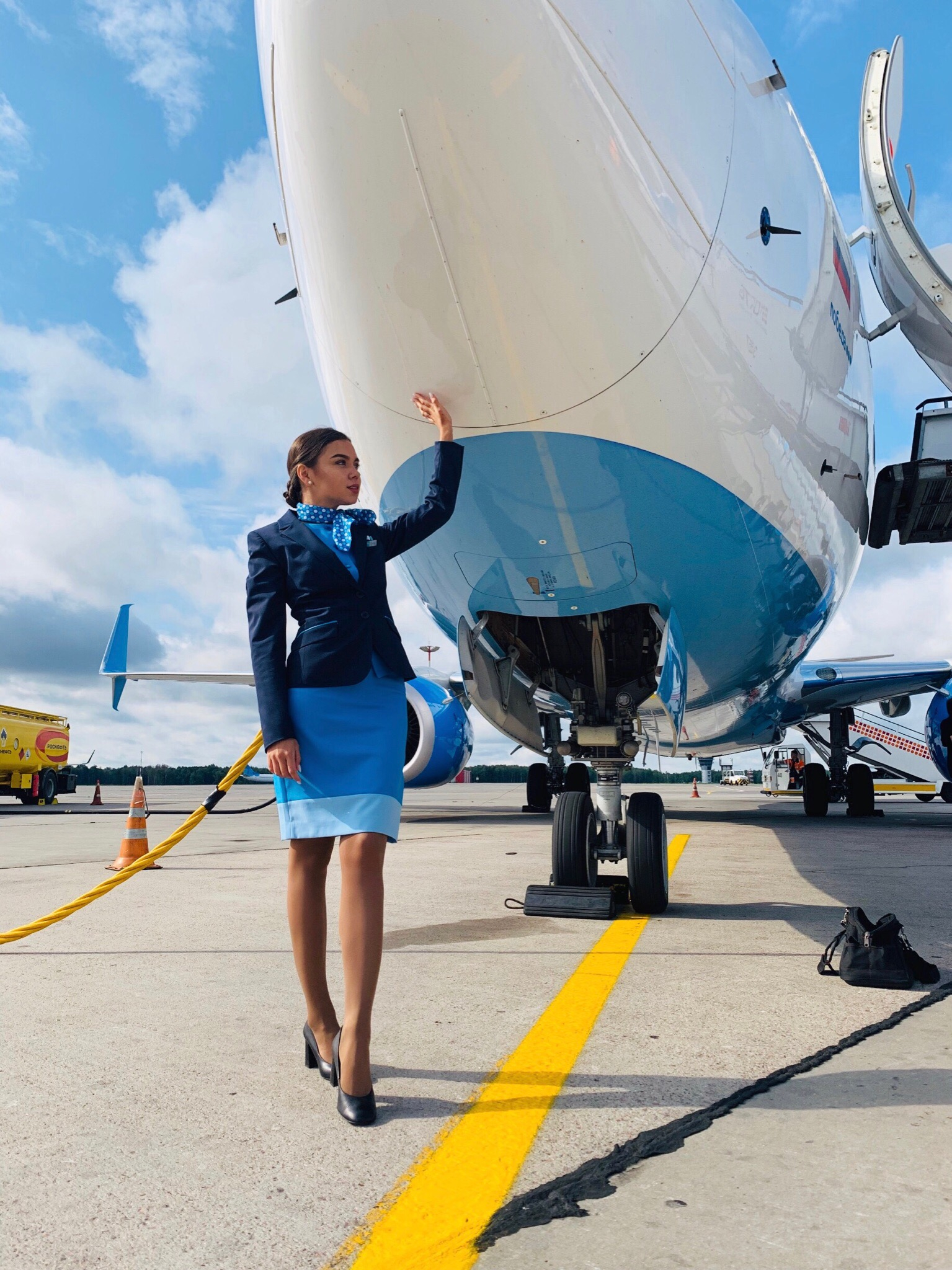 Из официантки в стюардессы: девушка из Чебоксар сменила профессию и летает по всему миру