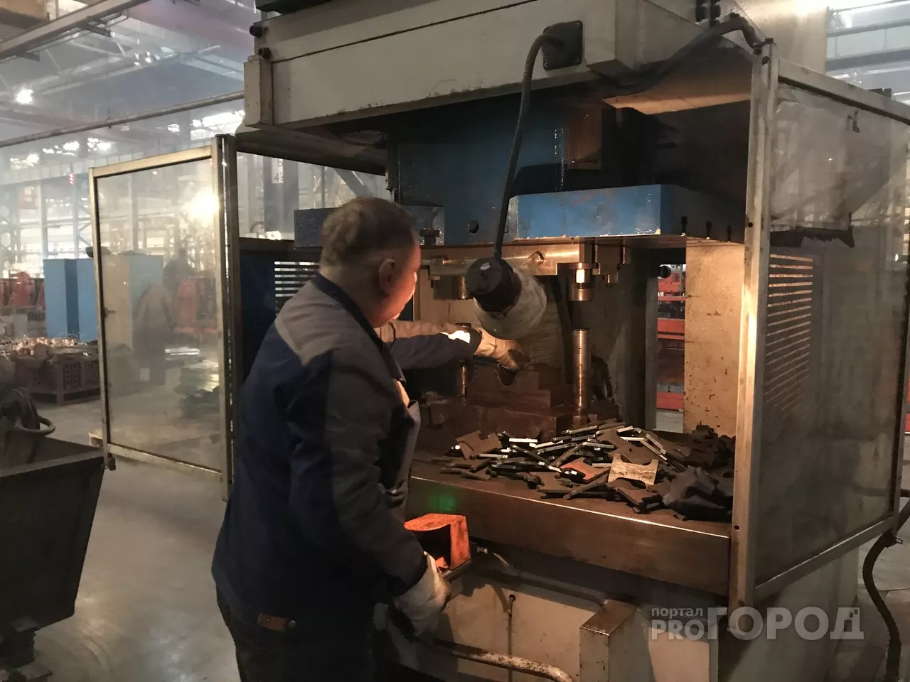 Фото к статье: В Чувашии безработным предлагают работу за 18000 рублей