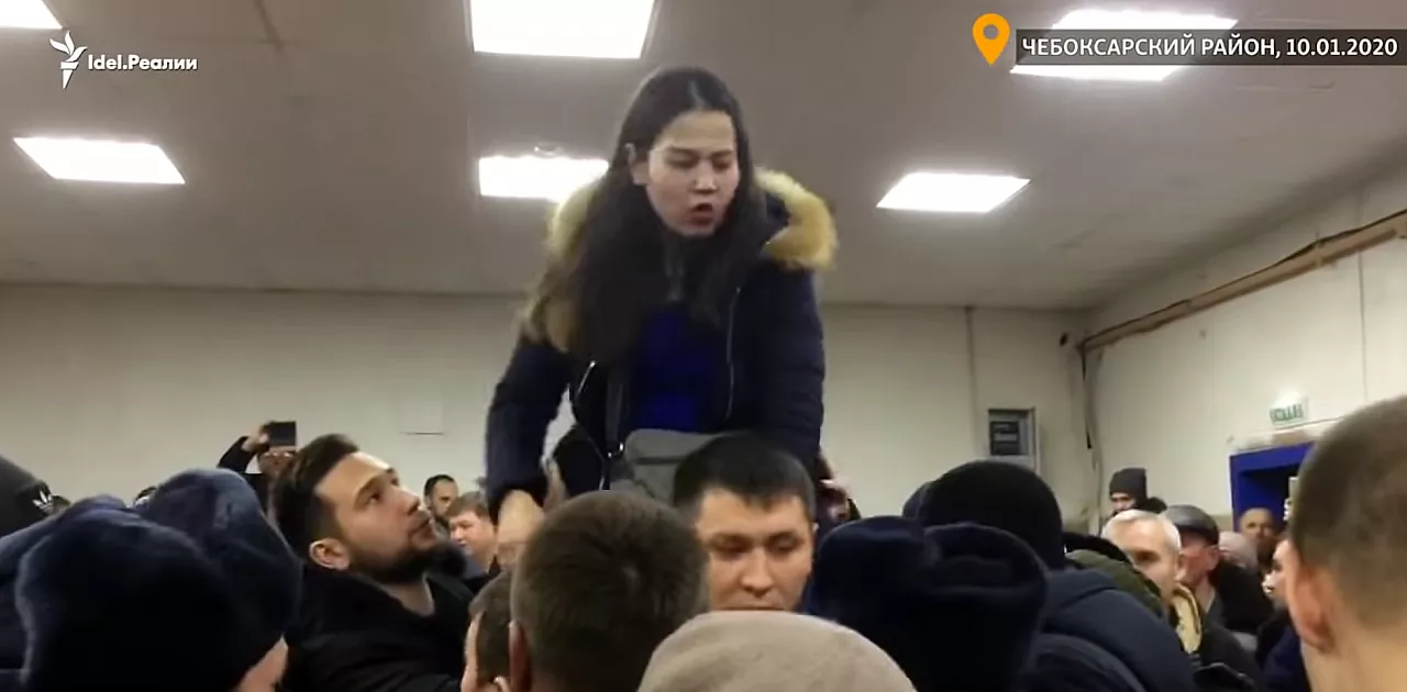Фото к статье: Видео на YouTube о "бунте" жителей Чувашии набрало миллион просмотров за день