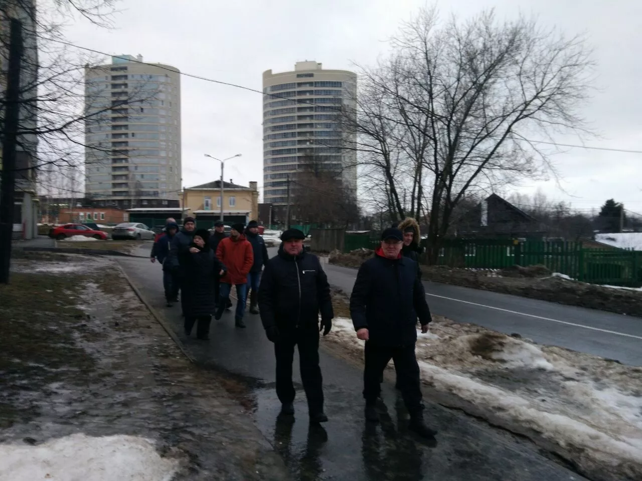 Фото к статье: Администрация города нашла нарушения во дворах чебоксарцев