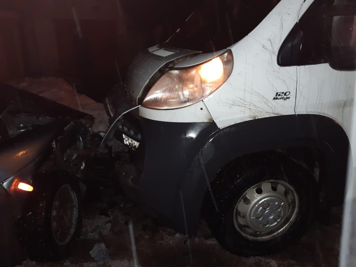 Три пассажира маршрутки пострадали в Козловке