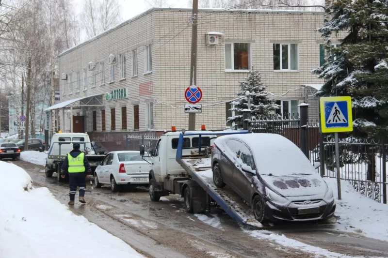 Фото к статье: В Чебоксарах 160 человек не нашли припаркованный автомобиль