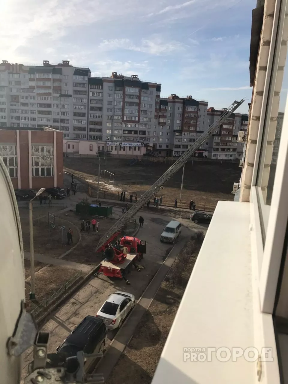 Фото к статье: В Юго-Западном районе загорелась квартира, спасатели оперативно выехали на вызов