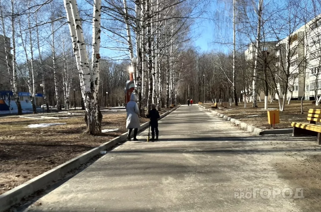 Фото к статье: Законы апреля коснулись маткапитала, аттракционов и больничного