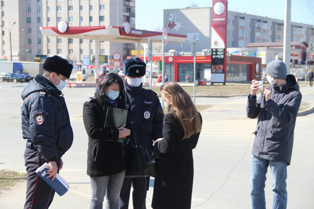 Новочебоксарцев начали проверять на улице и выписывать акты о нарушении изоляции