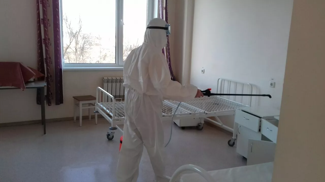 Фото к статье: После карантина из Городского клинического центра выпустили 174 человека
