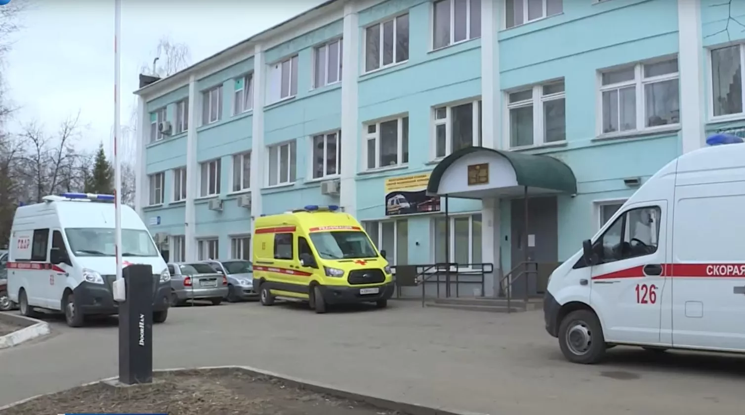 Фото к статье: Врачи БСМП 20 часов делали операцию больному коронавирусом