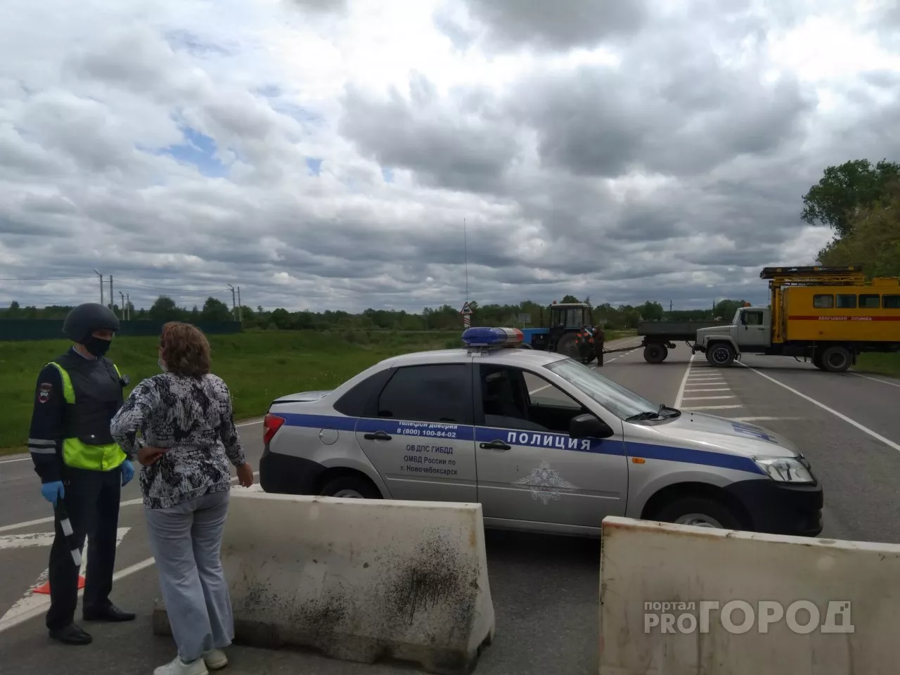 Фото к статье: Причина закрытия дороги спецслужбами около Новочебоксарска неизвестна более 20 часов