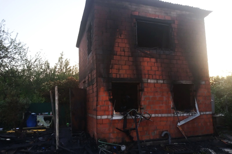 Муж с женой погибли во время пожара в Чебоксарах