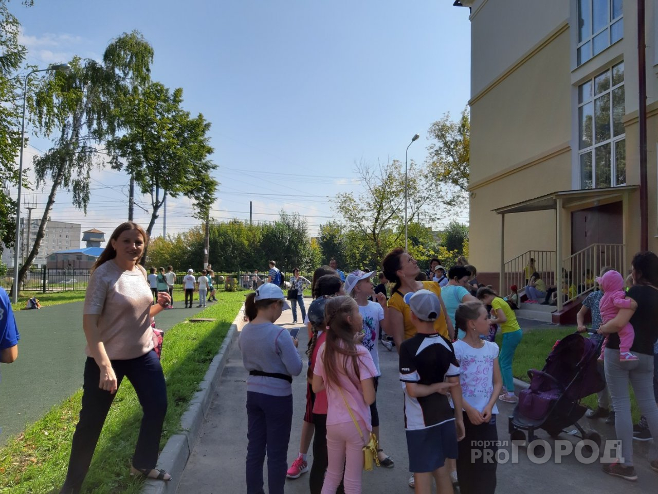 "Путинские" 10 000 рублей на детей выплатят еще раз в июле