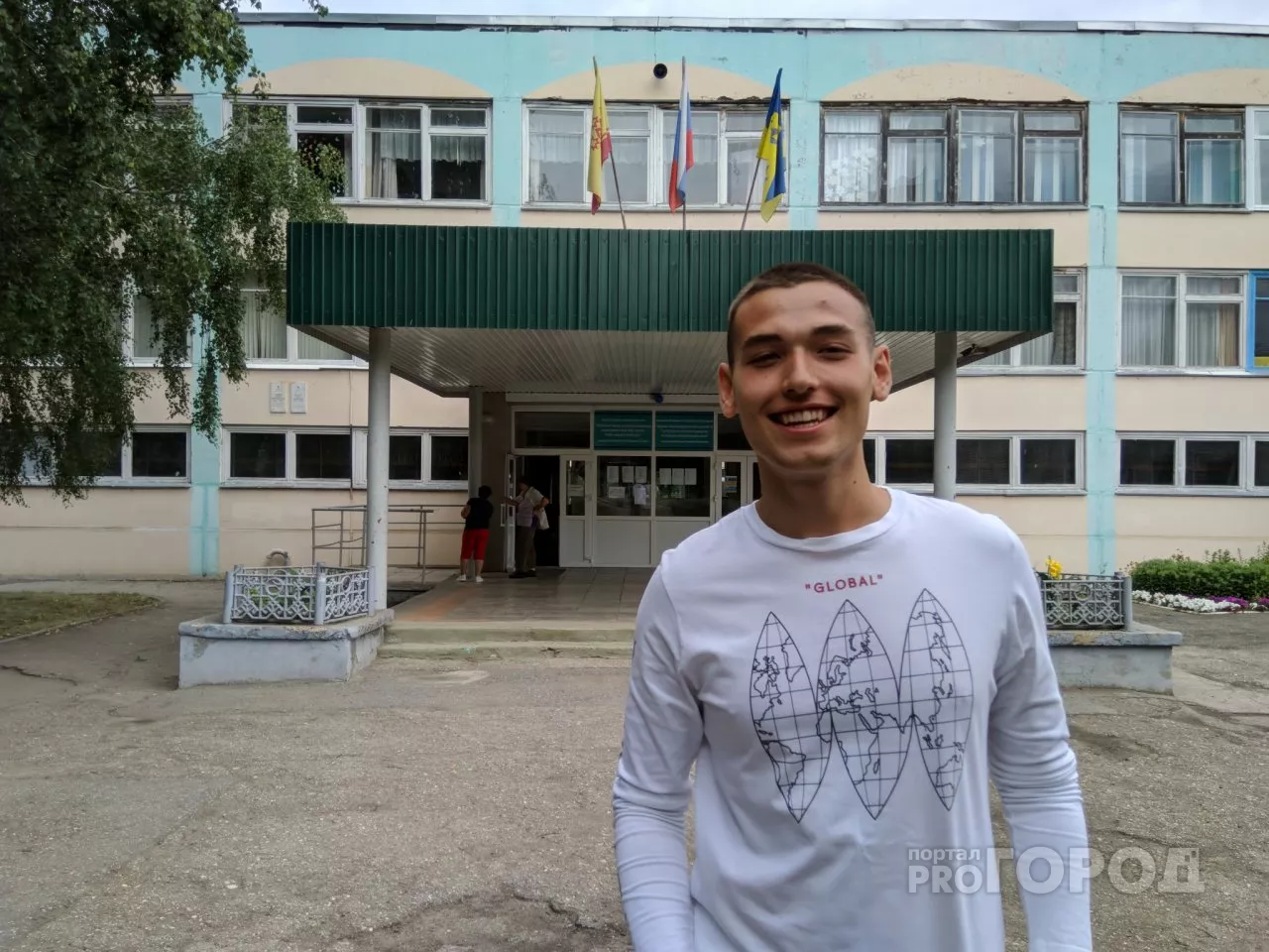 Фото к статье: Стобалльник из Новочебоксарска уже является бизнесменом и готовится уехать в Москву