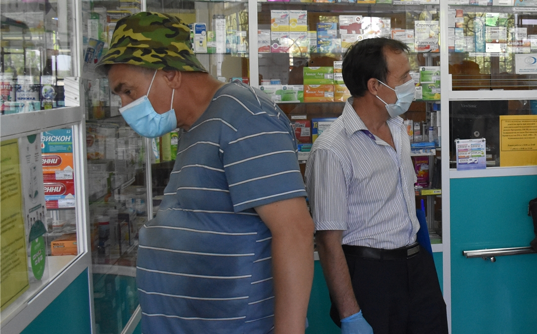Чебоксарец добился наказания для аптеки с завышенными ценами на маски