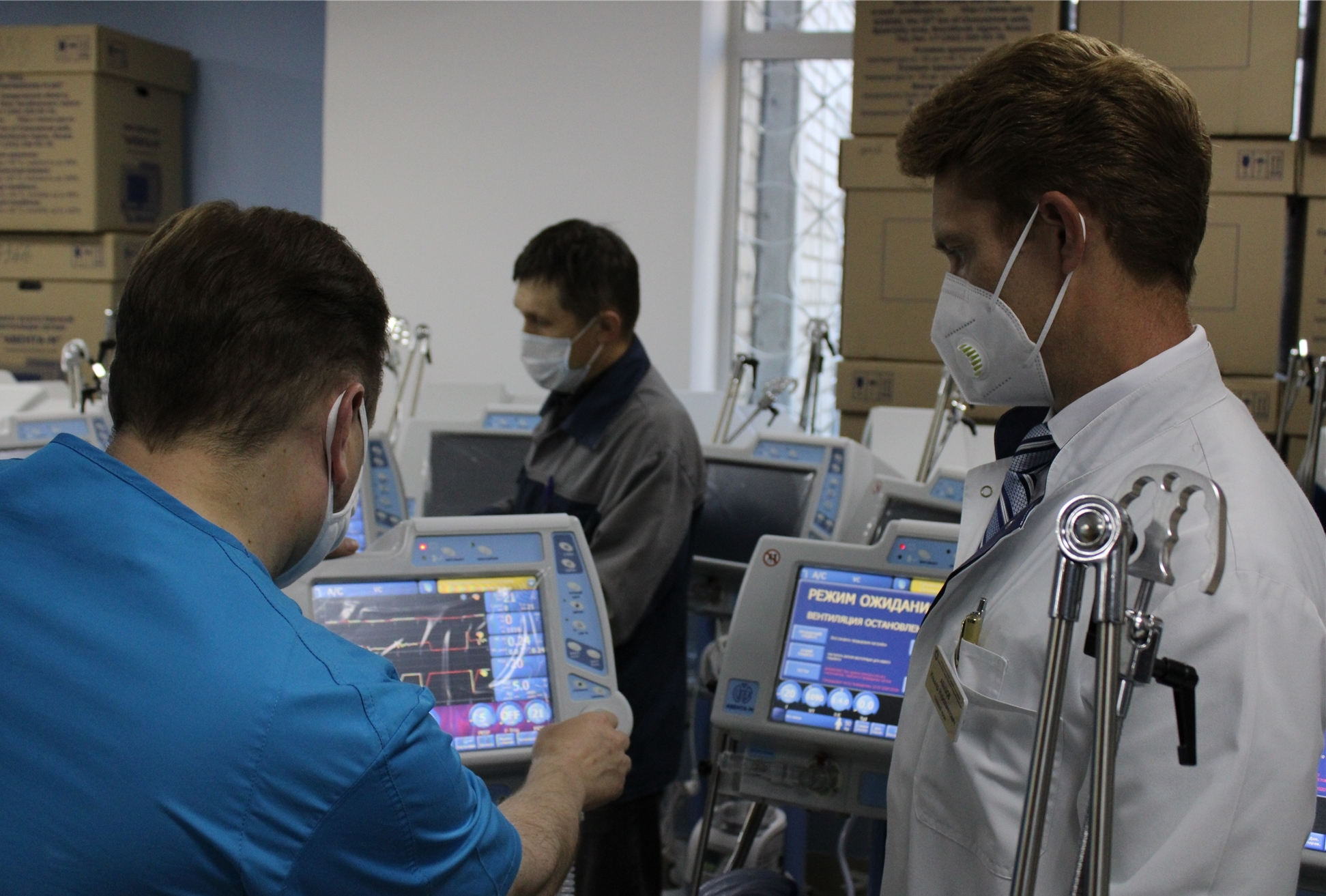 В чебоксарской больнице заработали 29 аппаратов ИВЛ