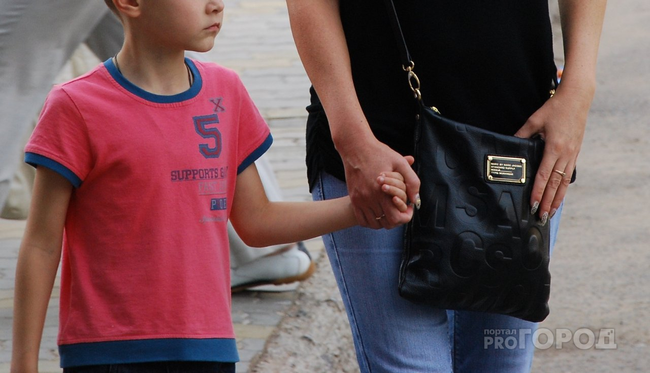 Жителям Чувашии напоминают о сроках подачи заявления на "путинские" детские выплаты