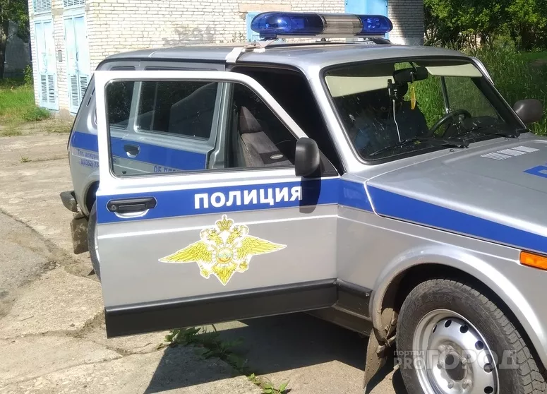 Фото к статье: В Новочебоксарске 23-летний парень нашел чужую карту и отправился по магазинам