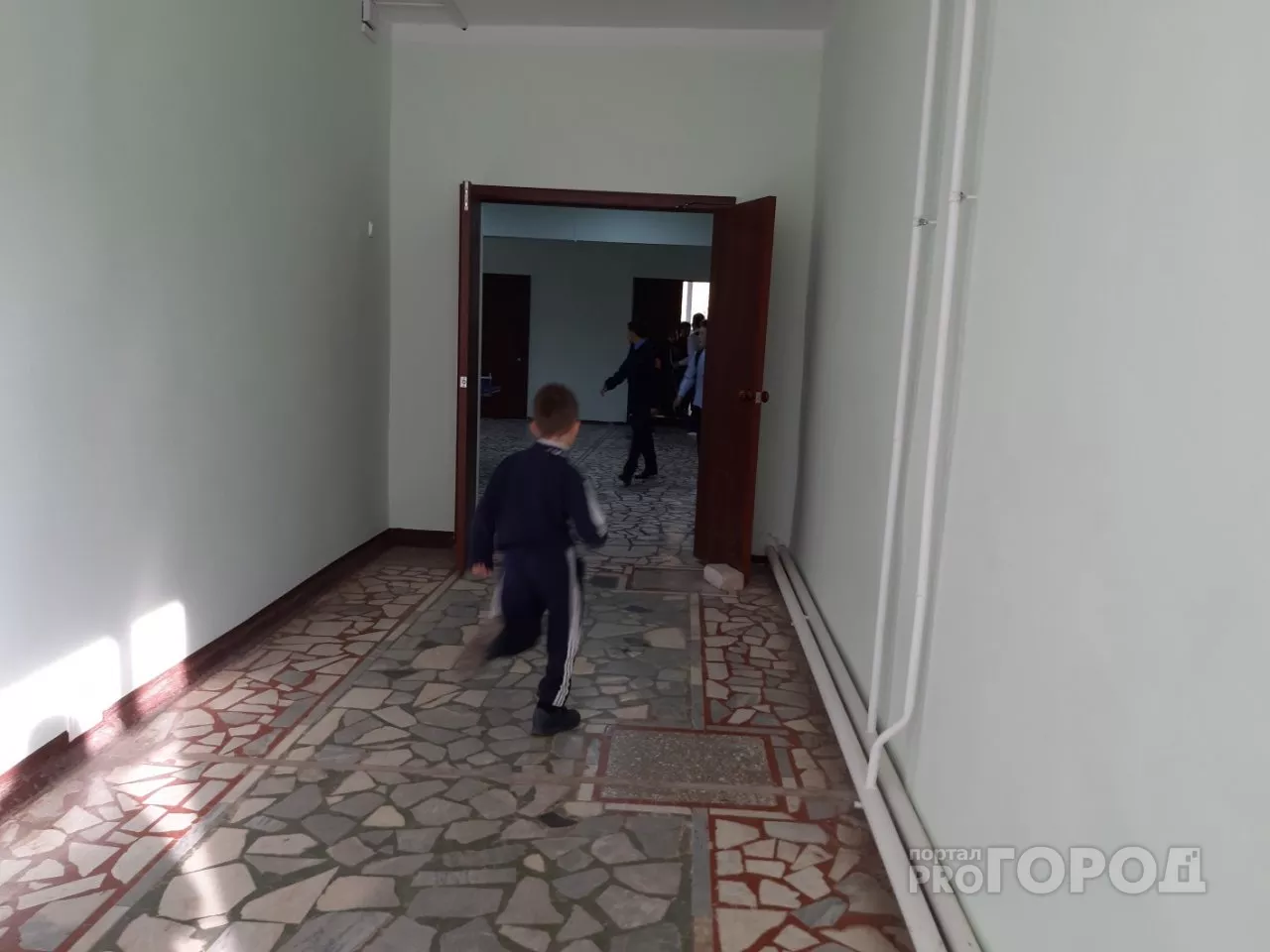 Фото к статье: Вспышка внебольничной пневмонии зафиксирована в двух школах Чувашии
