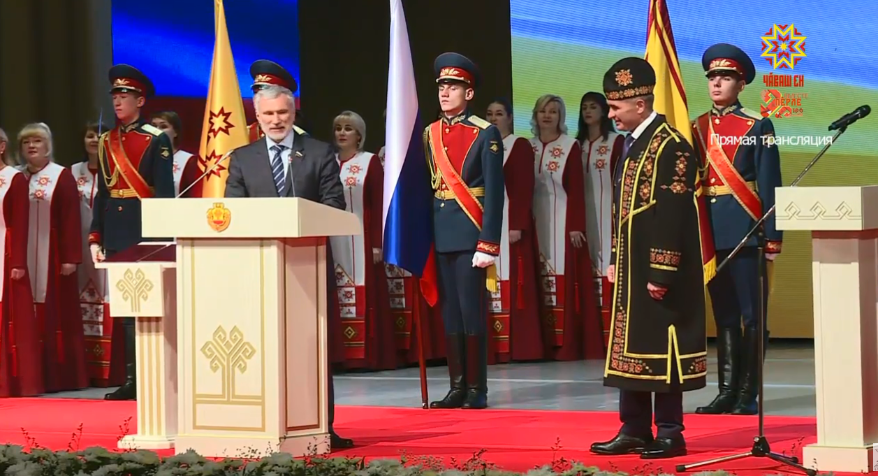 Николаева во время церемонии нарядили в кафтан: "Чувашский князь так и должен выглядеть"