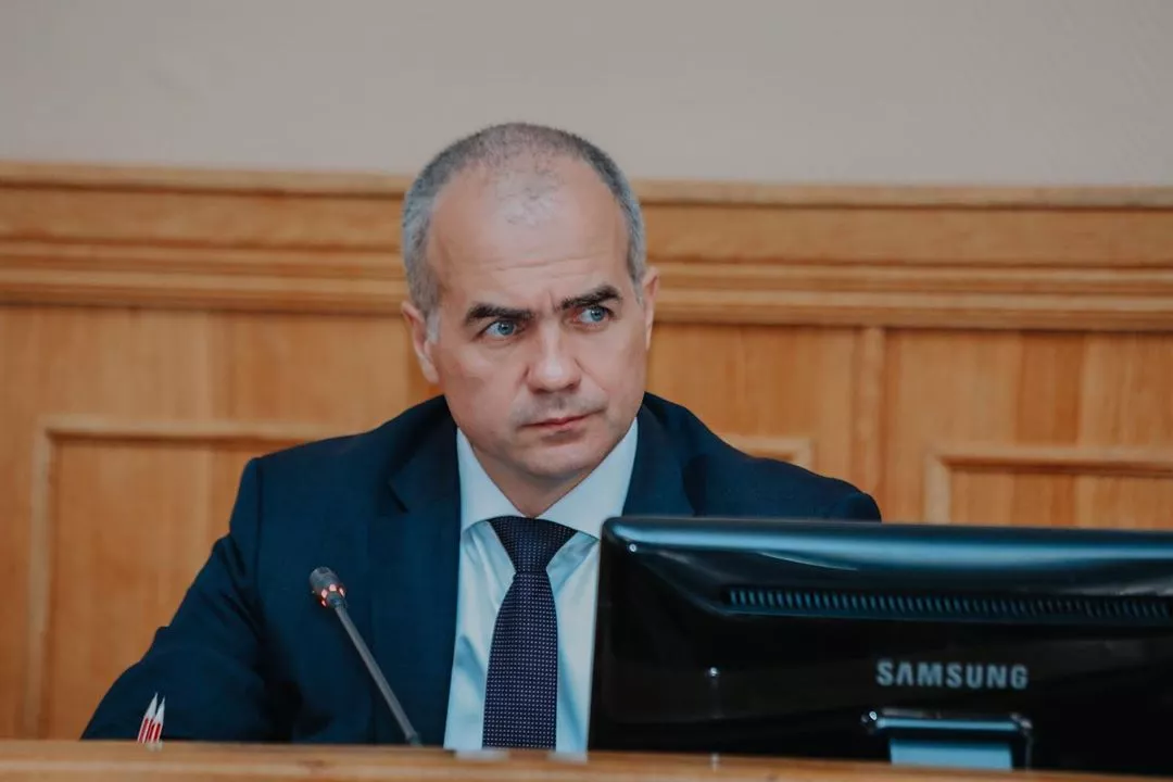 Фото к статье: Сегодня Ладыкова отправят в отставку