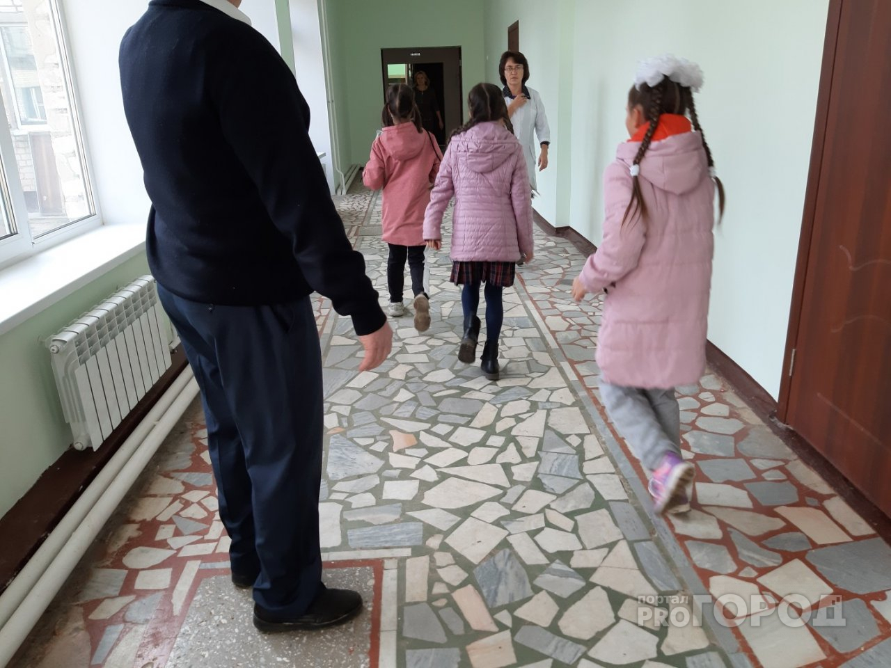 Почти 200 чувашских школ ушли на каникулы уже сегодня