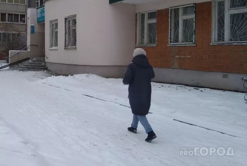 Фото к статье: Чебоксарка пришла в отдел ГИБДД, чтобы получить права за 40 тысяч рублей