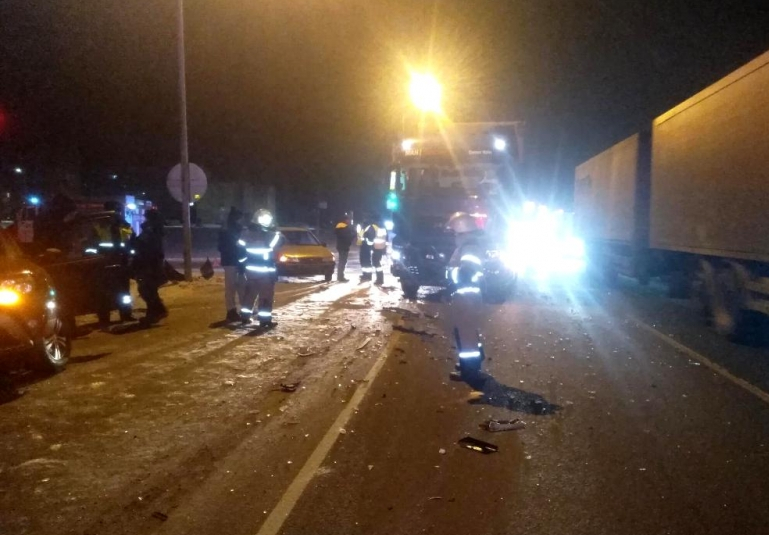 В Цивильском районе произошло "пьяное" ДТП с двумя иномарками и фурой