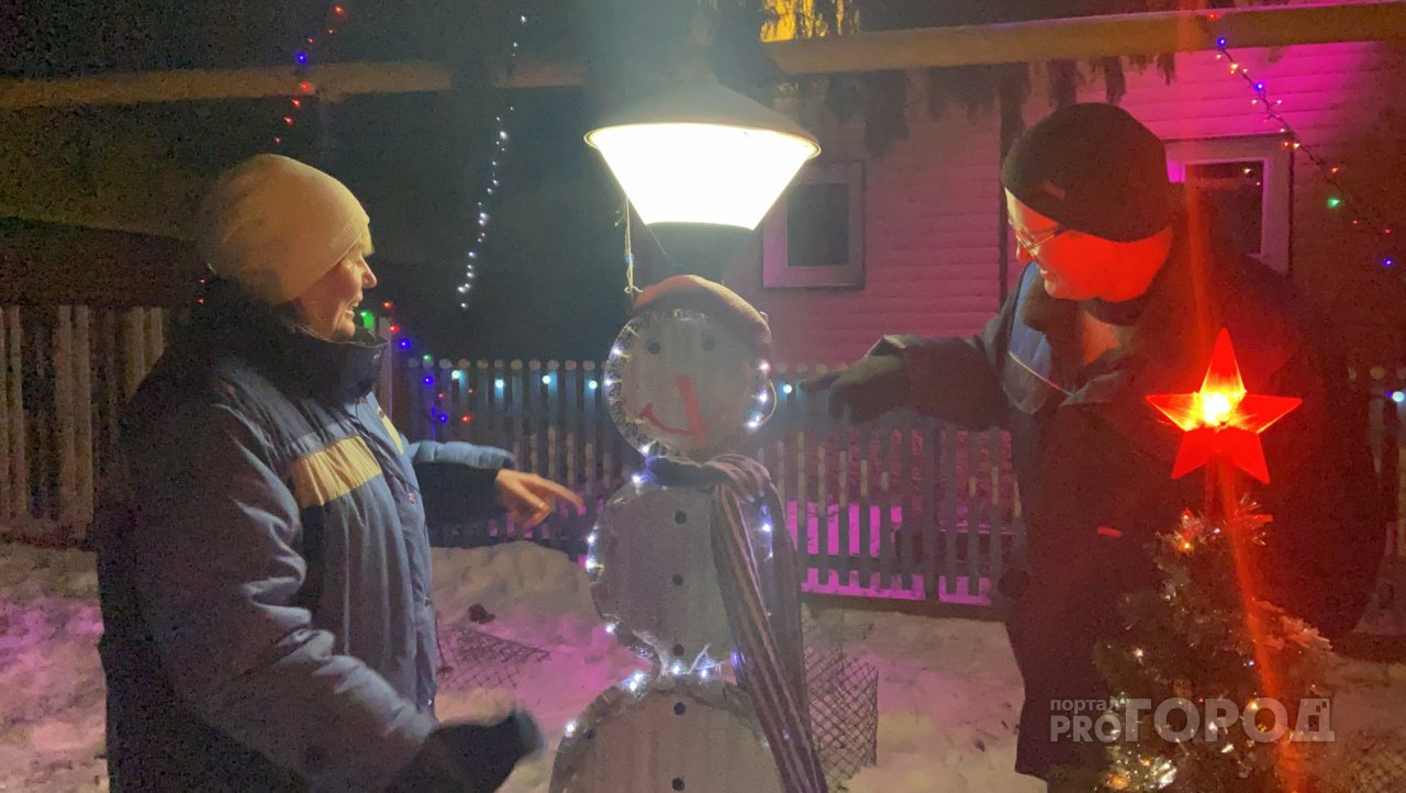 Семья из Чебоксарского района украсила дом, как в фильмах про Рождество