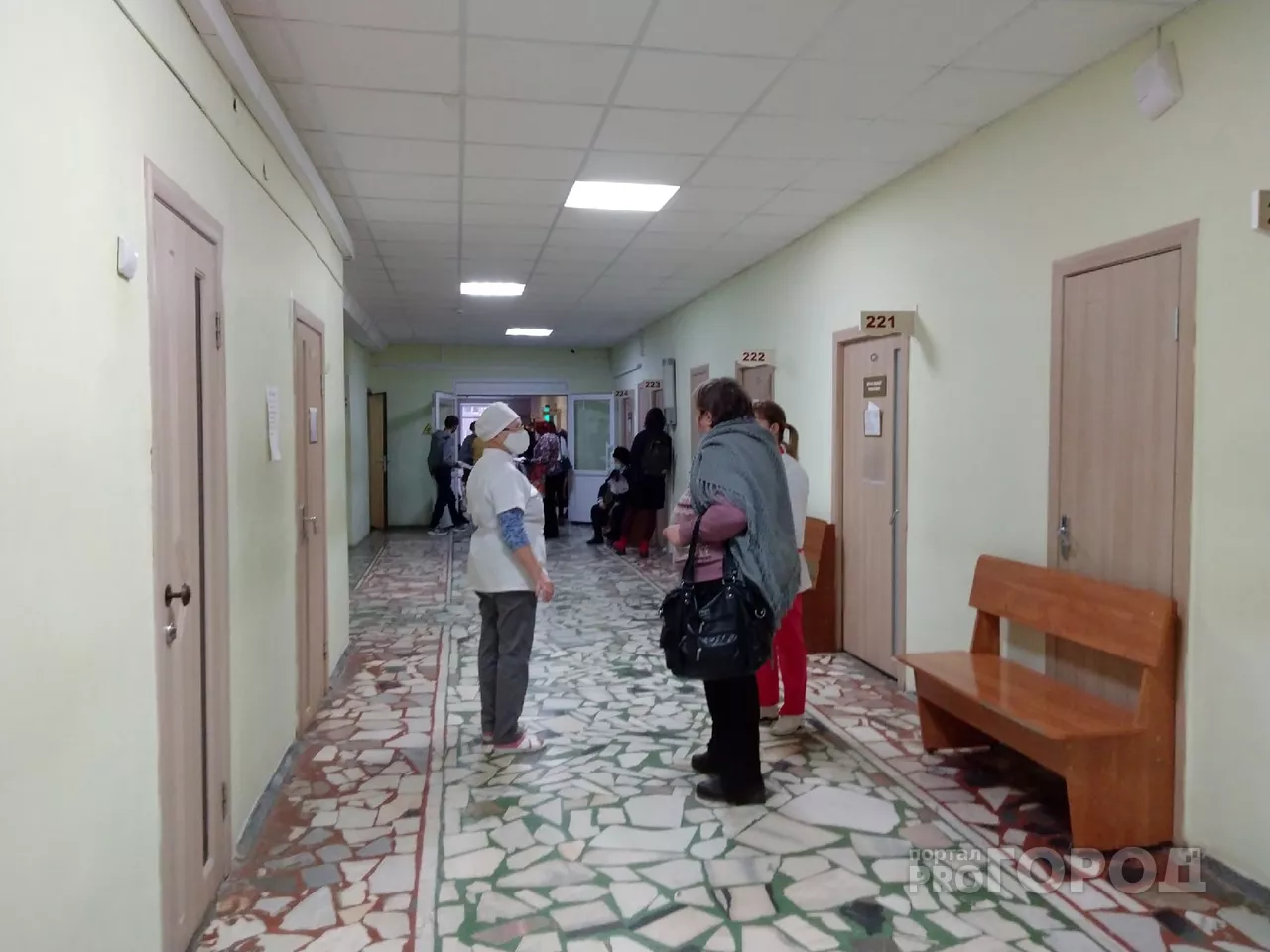 Фото к статье: В Чувашии вакцинировали от коронавируса больше полутысячи человек