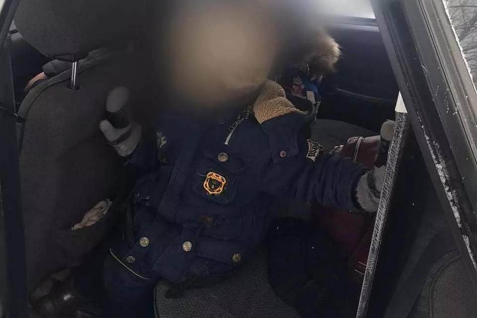 Фото к статье: В Чувашии пьяный водитель вез двух маленьких детей