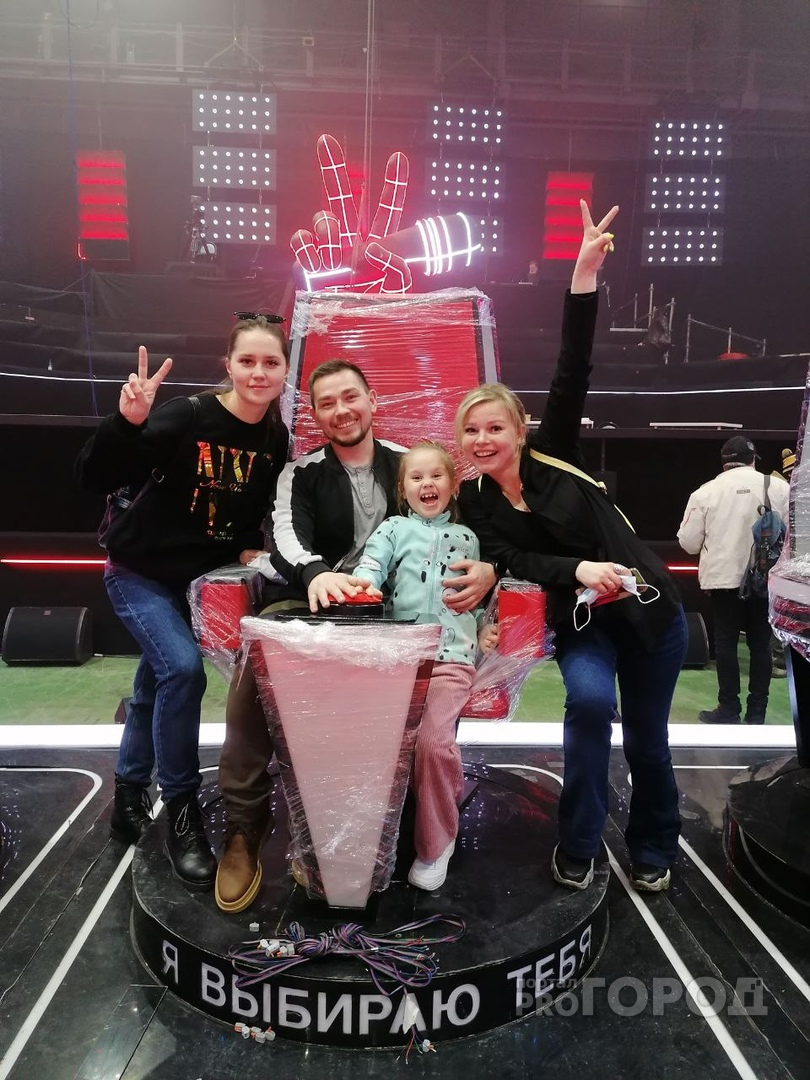 Юная чебоксарка выступила на шоу "Голос": "Дочку выбрали среди 14000 претендентов"