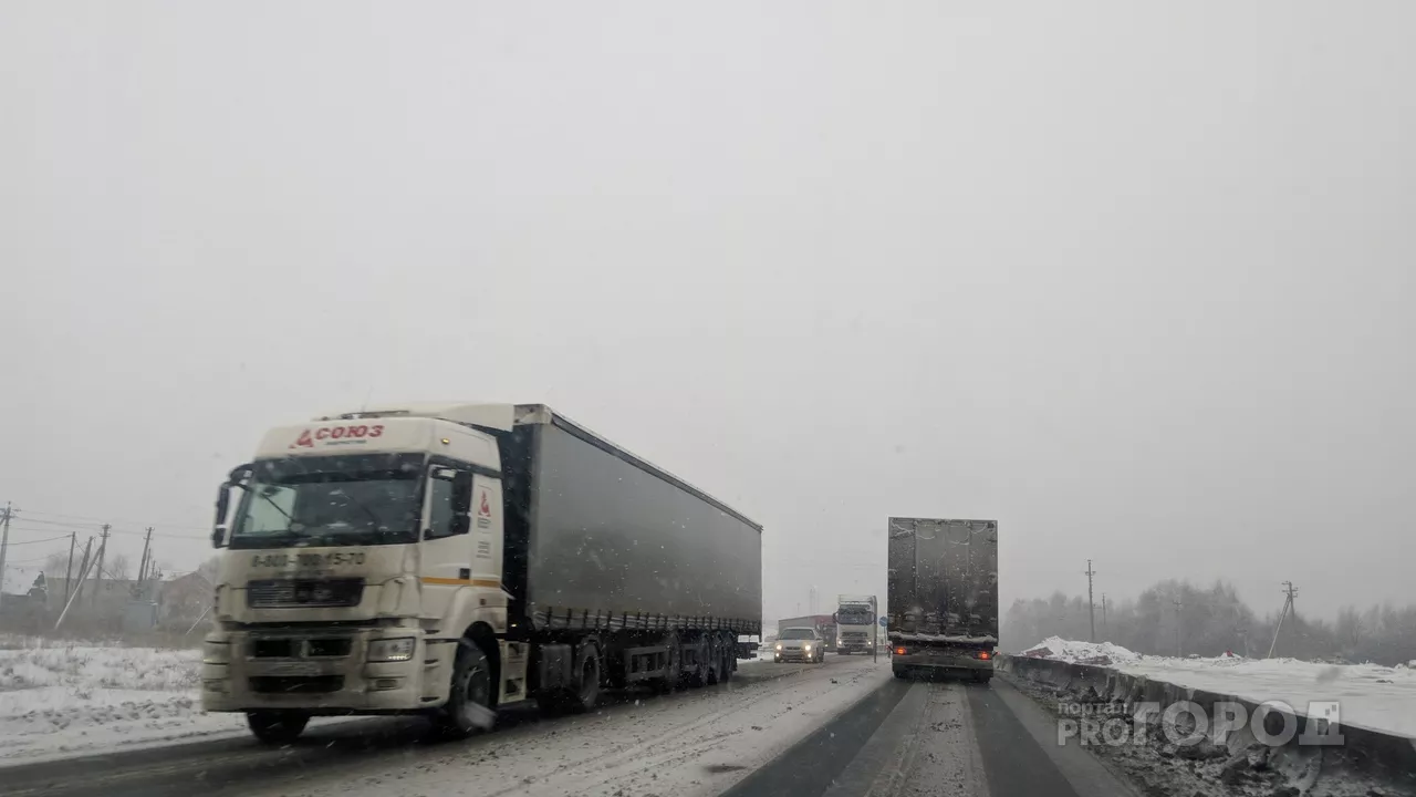 Фото к статье: В Чувашии восстановили движение автобусов и грузовиков