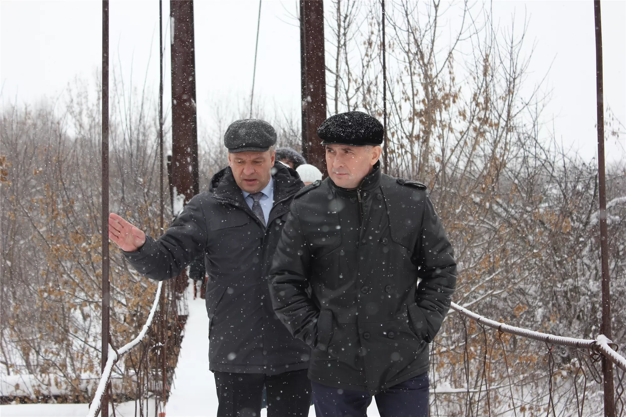 Фото к статье: Николаев считает, что погода улучшает ситуацию с коронавирусом