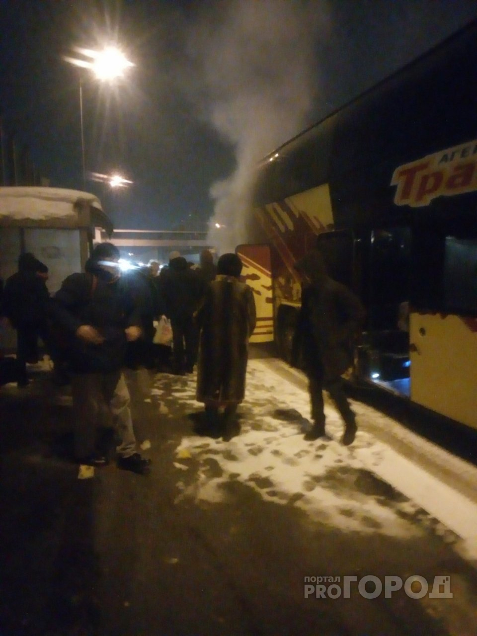 Рейсовый автобус из Чебоксар загорелся на пути в Москву
