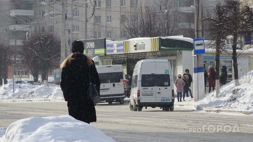 Весной начнут вступать в силу новые законы о карте "Мир" и техосмотре