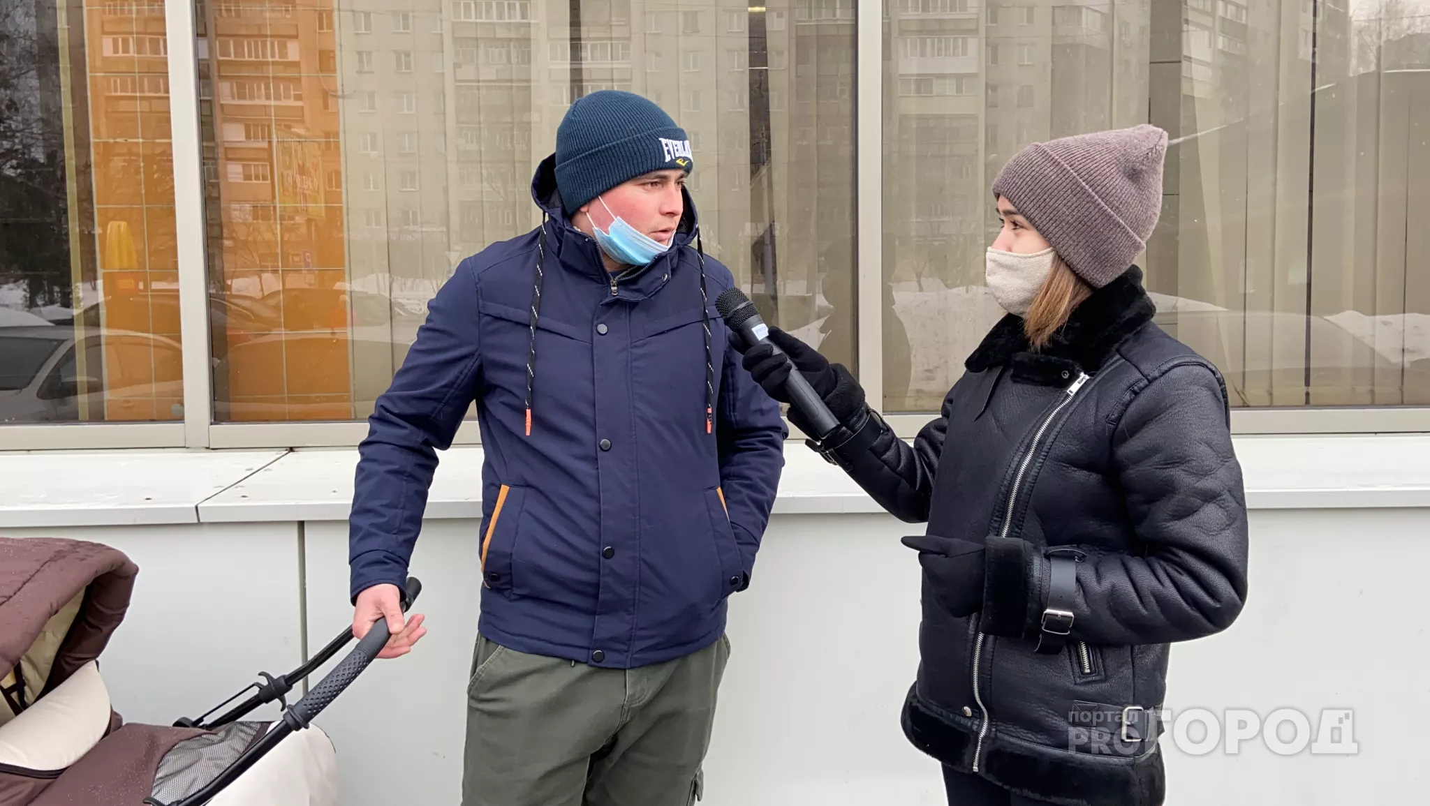 Фото к статье: Чебоксарцы высказались против отмены детских пособий тем, у кого есть квартира и машина