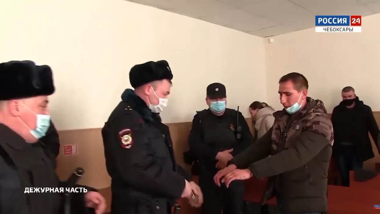 Фото к статье: В Чувашии озвучили приговор: парень в третий раз сел пьяным за руль и погубил трех человек